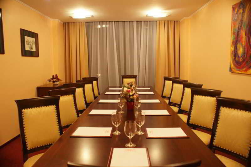 Hotel Maxim أرادايا المظهر الخارجي الصورة